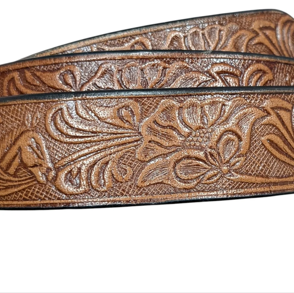 C.L. Genuine Leather Brown Embossed Floral Horse Belt Silver Buckle Size 38 - Picture 2 of 16